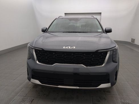 Used 2024 Kia Sorento S FWD image 15