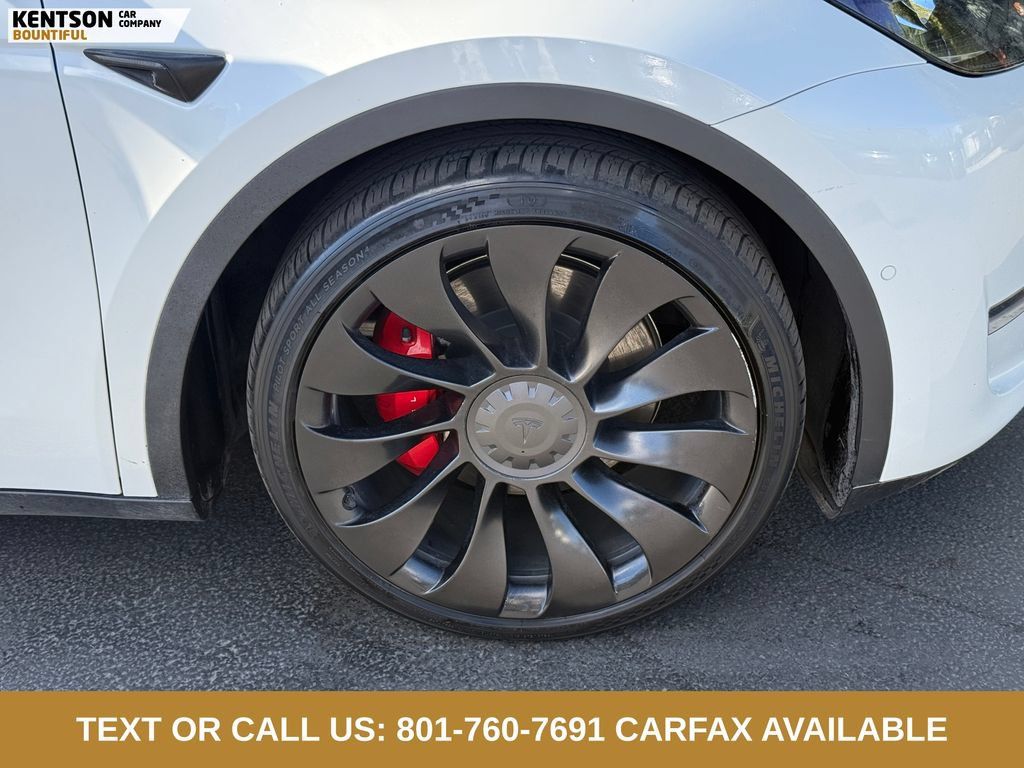 Used 2022 Tesla Model Y Performance AWD/4WD image 12