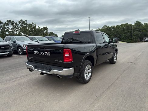 Used 2025 RAM 1500 Big Horn AWD/4WD image 3