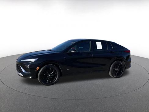 Used 2025 Buick Envista Sport Touring image 8