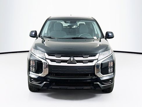 Used 2025 Mitsubishi Outlander Sport ES image 2