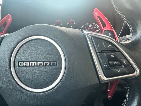 Used 2023 Chevrolet Camaro LT RWD image 11