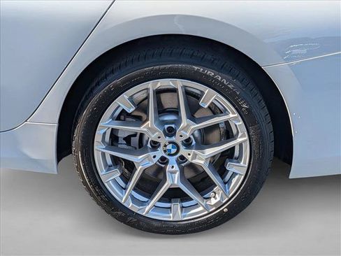Used 2025 BMW 330i Sedan w/ M Sport Package RWD image 24