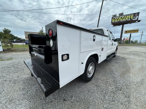 Used 2016 Ford F250 XL RWD image 5