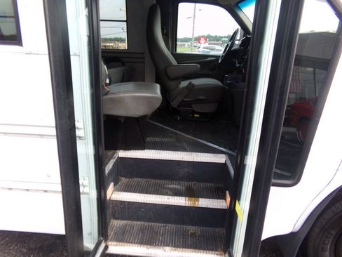 Used 2012 Chevrolet Express 3500 w/ School Bus Package RWD image 29