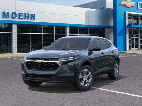New 2026 Chevrolet Trax LS image 6