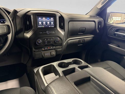Used 2021 Chevrolet Silverado 1500 Custom AWD/4WD image 21