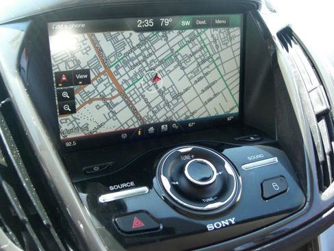 Used 2015 Ford C-MAX SEL image 10