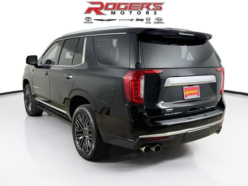 Used 2021 GMC Yukon Denali w/ LPO, Illumination Package AWD/4WD image 11