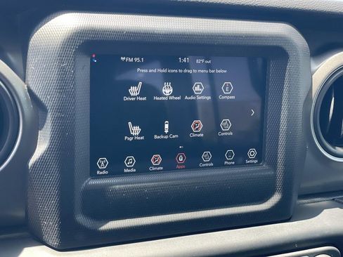 Used 2023 Jeep Wrangler Unlimited Sport AWD/4WD image 12