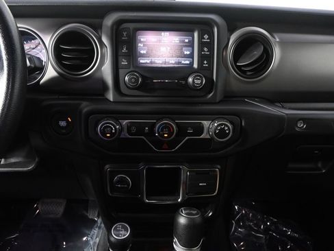 Used 2021 Jeep Wrangler Sport AWD/4WD image 25