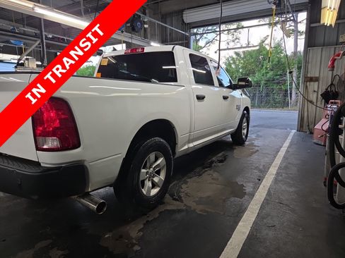 Used 2022 RAM 1500 Classic SLT w/ Trailer & Traction Group RWD image 4