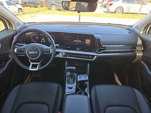 Used 2023 Kia Sportage EX image 14