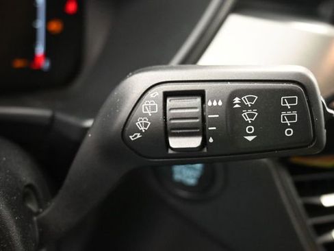 Used 2025 Ford Escape Active AWD/4WD image 31