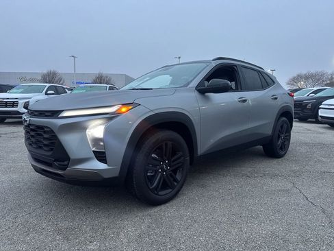 New 2026 Chevrolet Trax ACTIV w/ Driver Confidence Package image 2