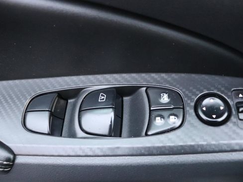 Used 2024 Nissan Altima 2.5 SV image 41