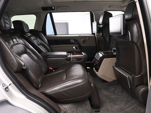 Used 2019 Land Rover Range Rover Long Wheelbase Autobiography image 24