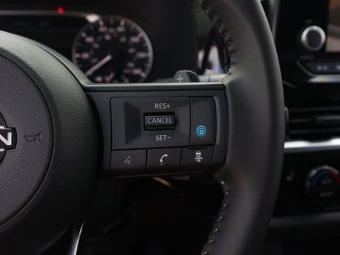 New 2025 Nissan Pathfinder SV image 27