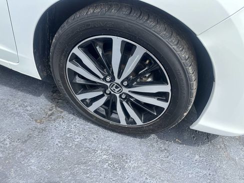 Used 2019 Honda Fit EX image 6