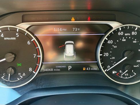 Used 2023 Nissan Rogue SL FWD image 12