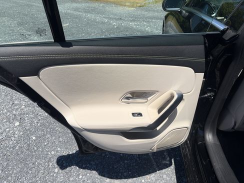 Used 2025 Mercedes-Benz CLA 250 4MATIC image 20