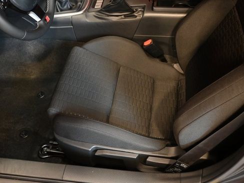 Certified 2025 Toyota GR86 w/ ALL Weather Mat Package (TMS) image 17