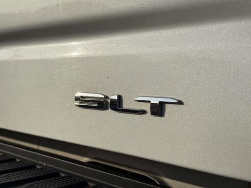 Used 2020 GMC Sierra 1500 SLT w/ SLT Premium Plus Package image 9