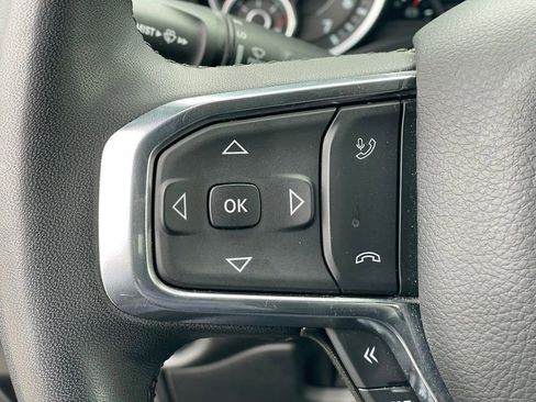 Used 2025 RAM 1500 Laramie image 19