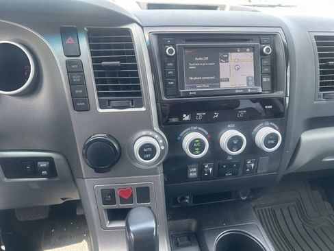 Used 2016 Toyota Sequoia SR5 w/ Premium Package image 10