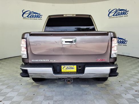 Used 2007 GMC Sierra 1500 SLE w/ SLE1 Preferred Package AWD/4WD image 4