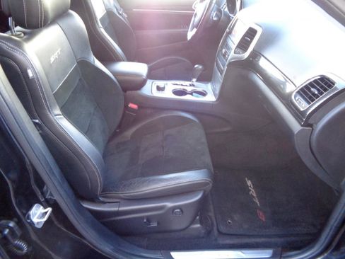 Used 2013 Jeep Grand Cherokee SRT8 image 33