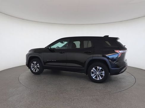 Used 2025 Chevrolet Equinox LT FWD image 9