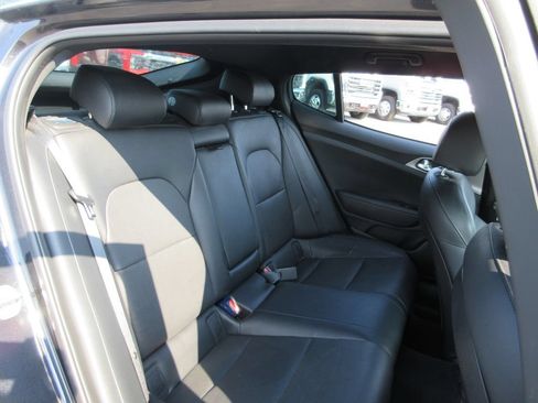Used 2019 Kia Stinger GT RWD image 21