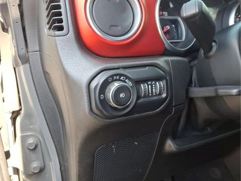 Used 2020 Jeep Wrangler Unlimited Rubicon AWD/4WD image 21