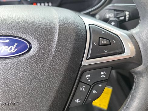 Used 2016 Ford Fusion SE w/ Equipment Group 202A FWD image 15