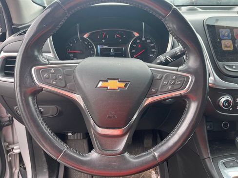 Used 2018 Chevrolet Equinox LT w/ Sun & Infotainment Package AWD/4WD image 16