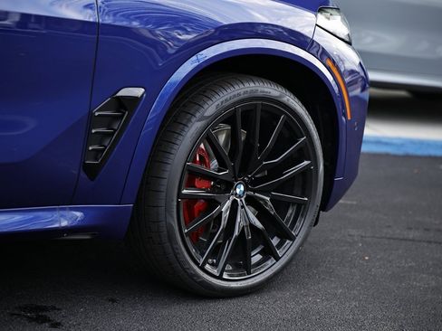 New 2026 BMW X5 M60i w/ Climate Comfort Package image 5