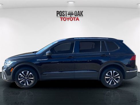 Used 2023 Volkswagen Tiguan S image 4