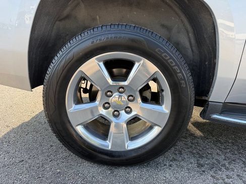 Used 2016 Chevrolet Suburban LTZ AWD/4WD image 35