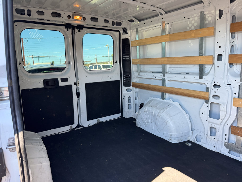 Used 2025 RAM ProMaster 2500 w/ U-Haul Equipment Group FWD image 21