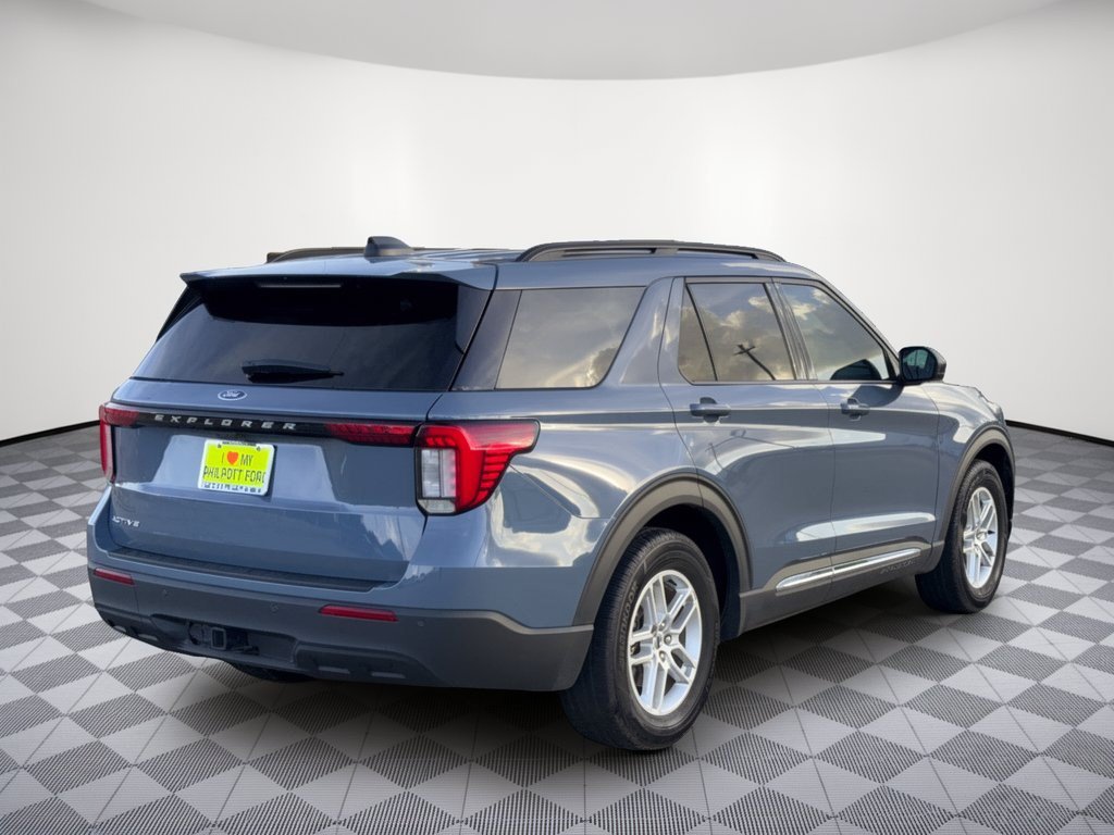 Used 2025 Ford Explorer Active RWD image 9