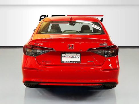 Used 2025 Honda Civic Sport Touring image 6