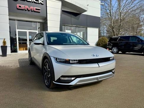 Used 2024 Hyundai Ioniq 5 SEL image 5