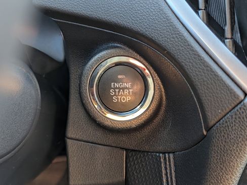 Used 2023 Subaru Forester Premium image 31