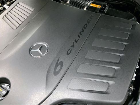 Used 2025 Mercedes-Benz E 450 4MATIC All-Terrain Wagon image 32