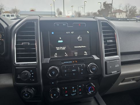 Used 2016 Ford F150 XLT w/ Equipment Group 302A Luxury image 10