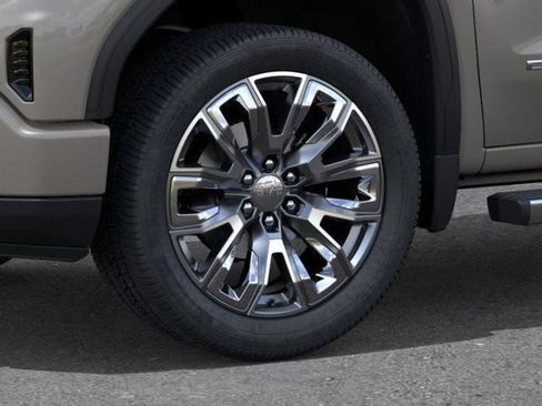 New 2026 GMC Sierra 1500 Denali w/ Denali Reserve Package AWD/4WD image 9