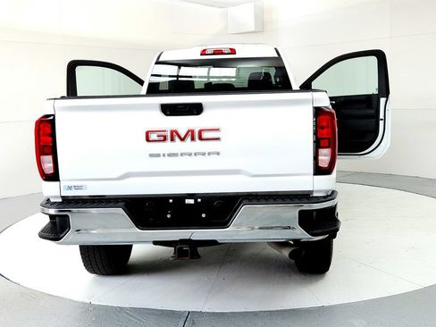 Used 2024 GMC Sierra 2500 Pro w/ Convenience Package AWD/4WD image 11
