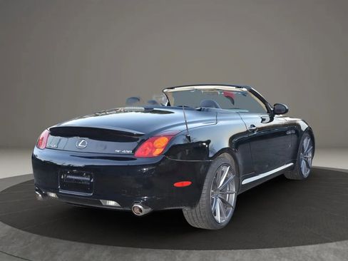 Used 2005 Lexus SC 430 Convertible w/ Preferred Accessory Pkg image 12