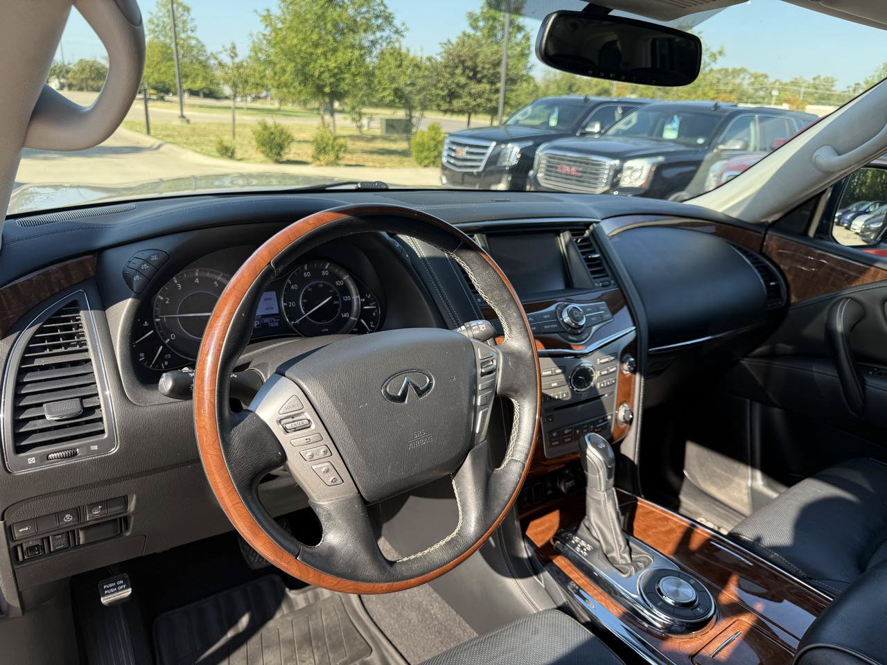 Used 2019 INFINITI QX80 Luxe w/ Proassist Package RWD image 9